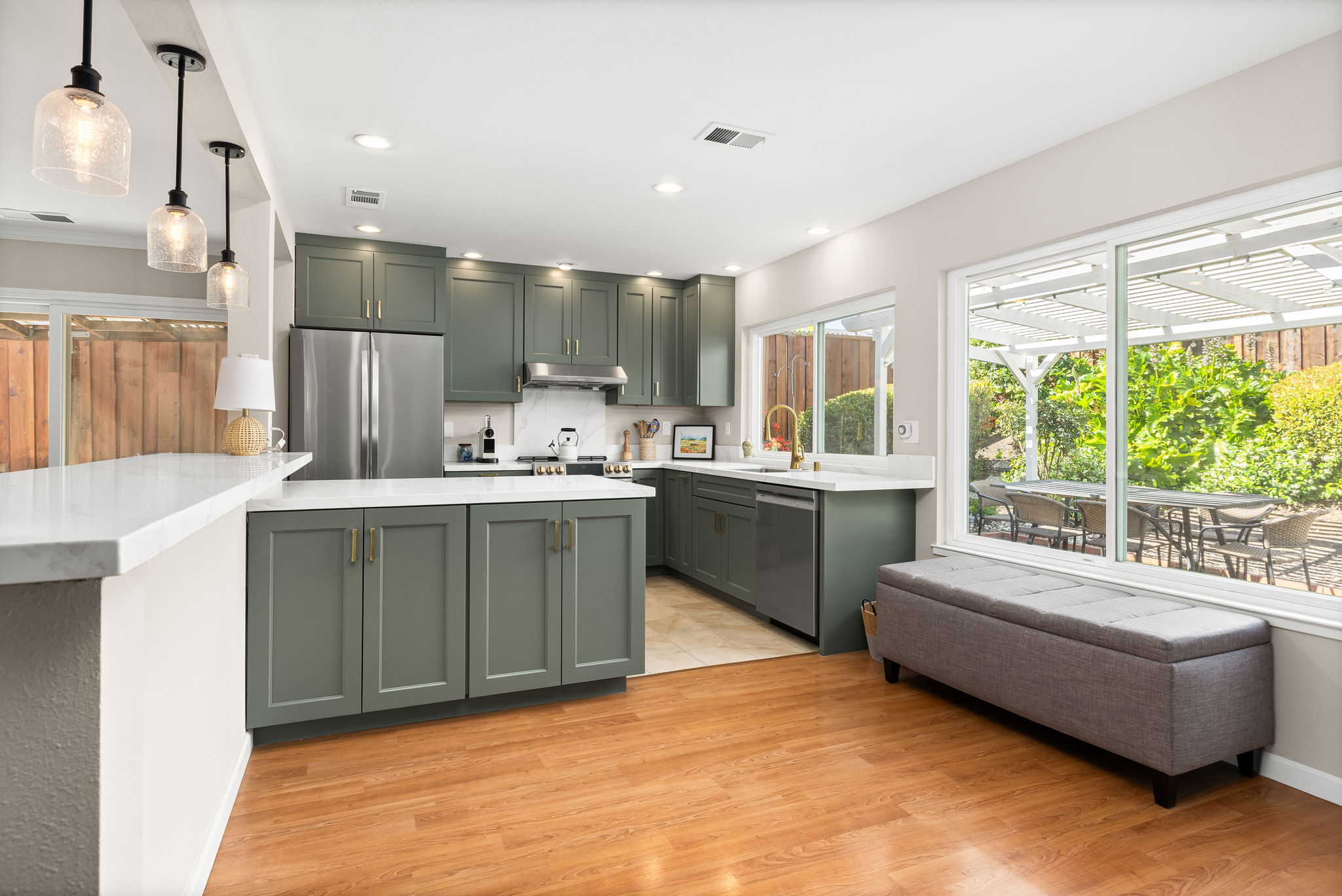 4-web-or-mls-4480-deerberry-ct